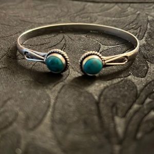 Turquoise sterling silver cuff bracelet